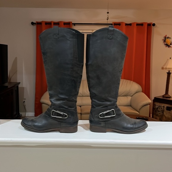 Crown Vintage Bonnie Buckle Detail Knee High Riding Boots Size 8.5 M - Picture 2 of 8